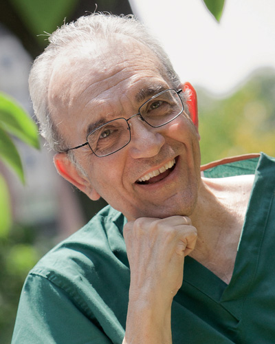 John P. Simelaro, DO ’71, FCCP, FACOI, 2007 recipient of the O. J. Snyder Memorial Medal
