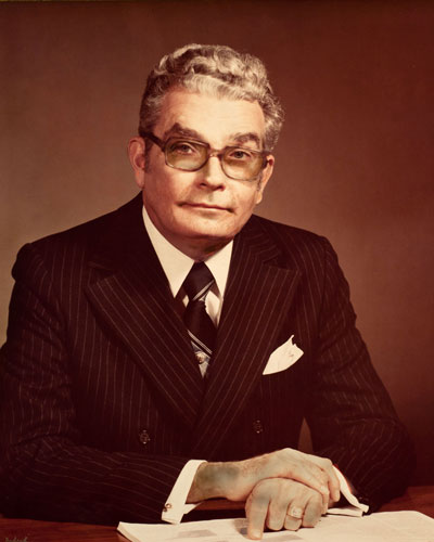 Portrait photograph of Thomas M. Rowland, Jr., DO (Hon.), LLD (Hon.)