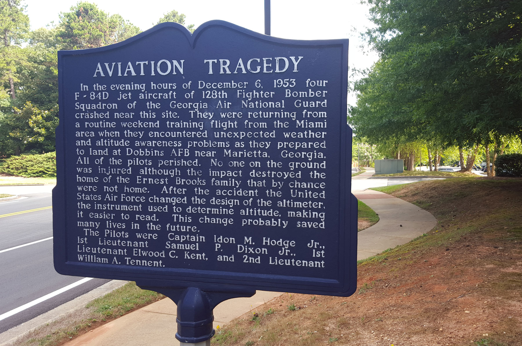 An avaition tragedy near Georgia Campus - Philadelphia College of Osteopathic Medicine prompted the United States Air Force to redesign aircraft altimeters.