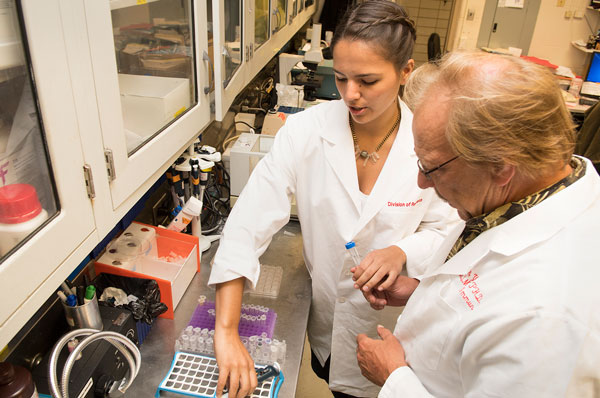 Anahi McIntyre (MS/Biomed ’18) is pursuing a concentration in research at PCOM. 
