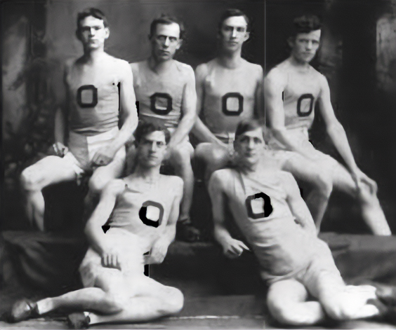 PCIO track team in 1907.