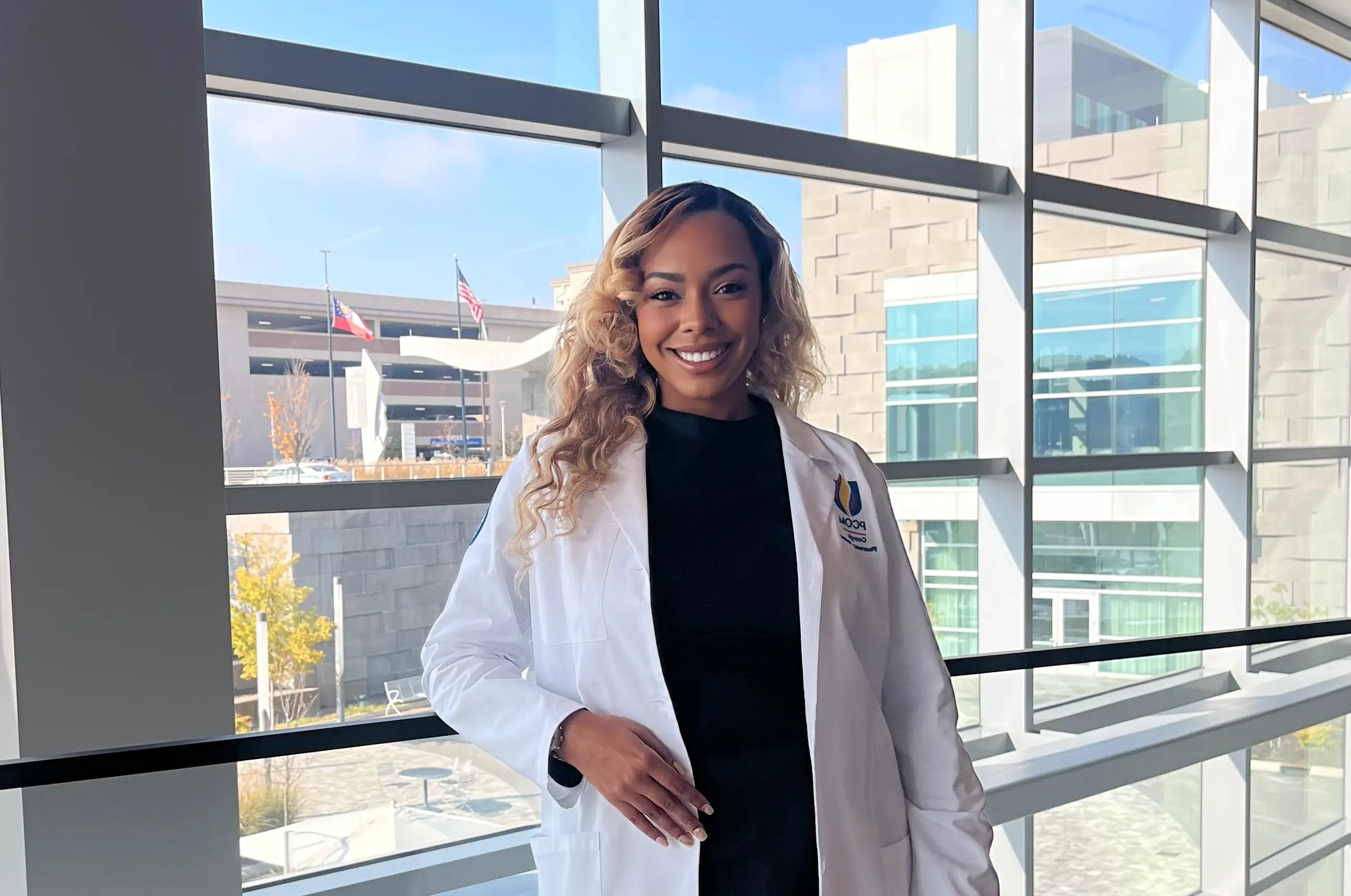 Brielle White Blends Science, Art and Holistic Care on Her PharmD Path