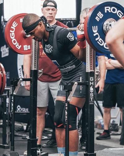 Jovante Dockery at a powerlifting competition