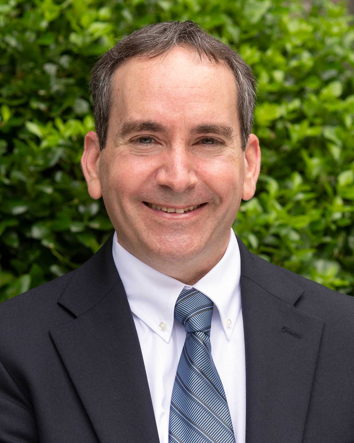 Headshot of Dr. Scott Glassman.