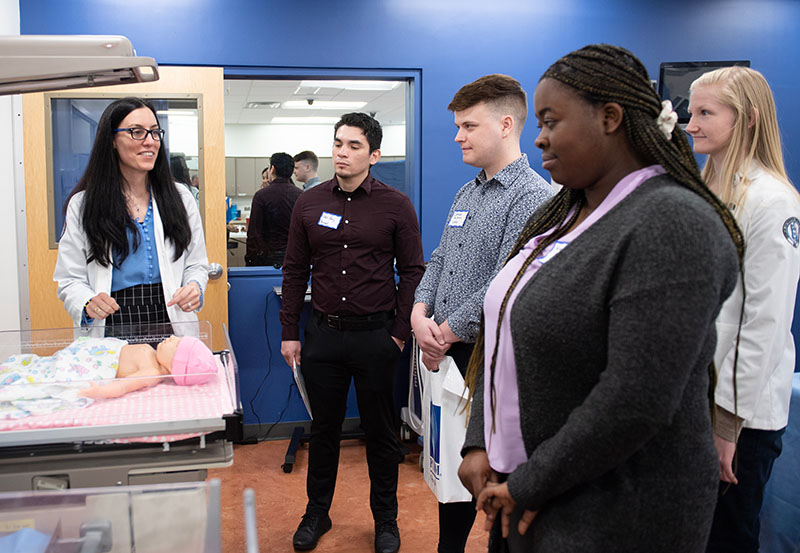 Med student gives a tour of the Simulation Center at PCOM Georgia