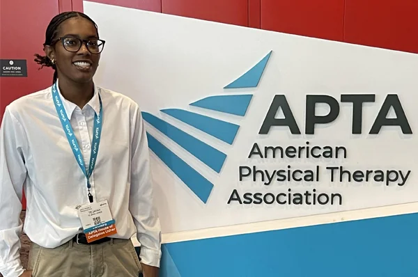 Te’Jayah Jones Represents DPT Students at APTA