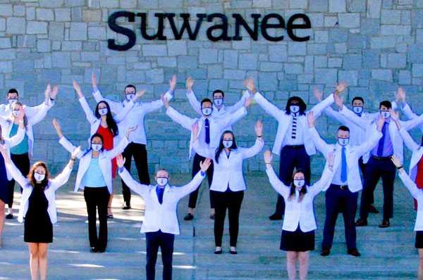 200+ DO, DPT and PA Students Receive White Coats