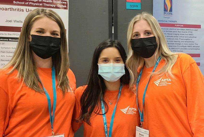 Doctor of Physical Therapy students volunteer at event