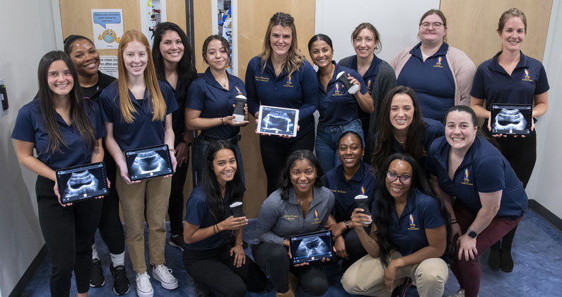 Group photo of DPT students