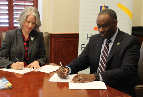 LaGrange College President Dr. Susanna Baxter and Shawn Spencer, PhD, RPh, of PCOM Georgia