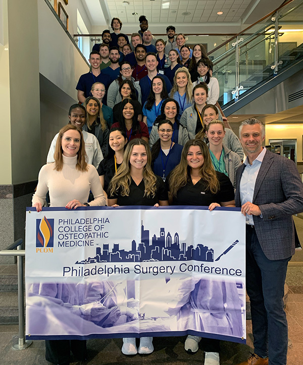 Group shot of medical students, faculty and lecturers who attended the Philadelphia Surgery Conference at PCOM.