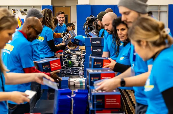 PCOM Holds Volunteer Day to Assemble 500 Health Kits