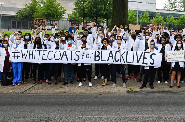 Community Shows Support for White Coats for Black Lives