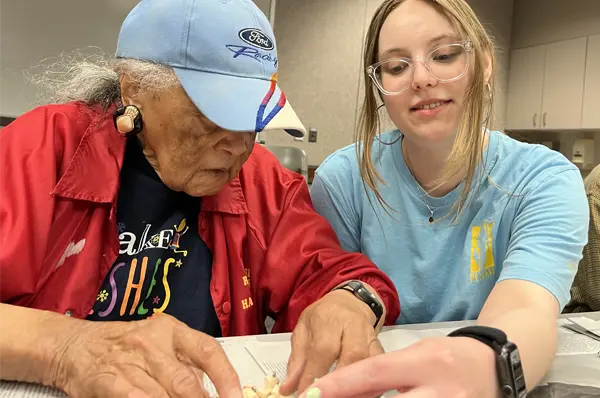 Local Visually Impaired Artists Learn about Anatomy from PCOM Students