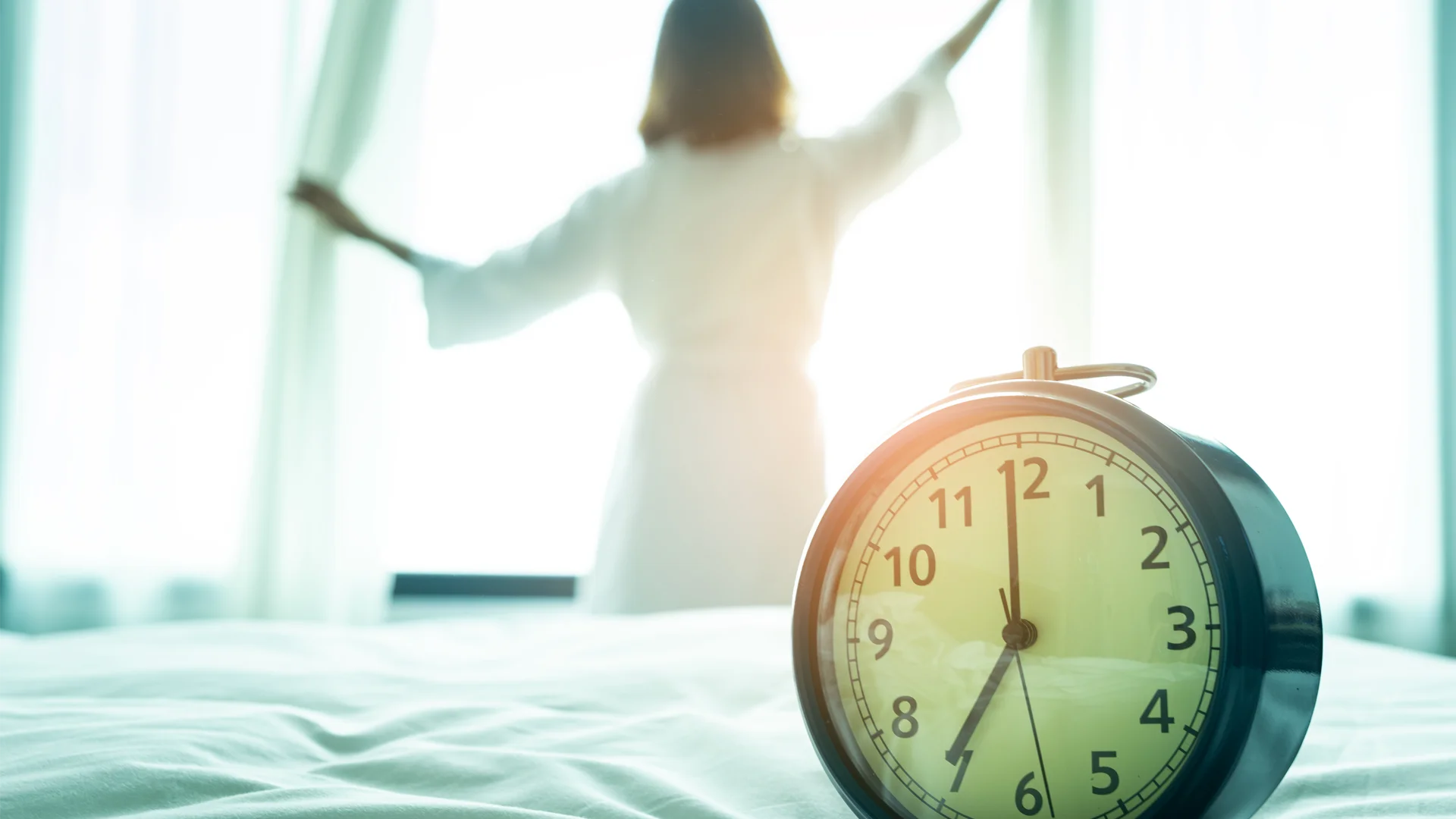 How to Reset Your Circadian Rhythm Post-Daylight Savings