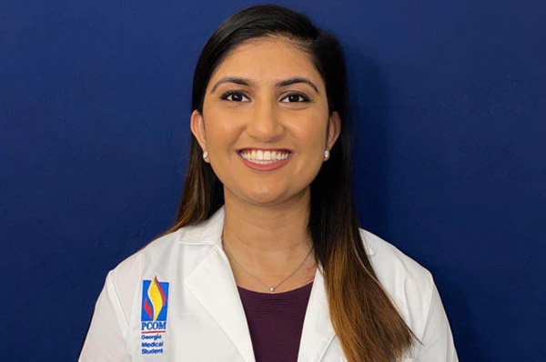 DO Class of 2024 Receives White Coats