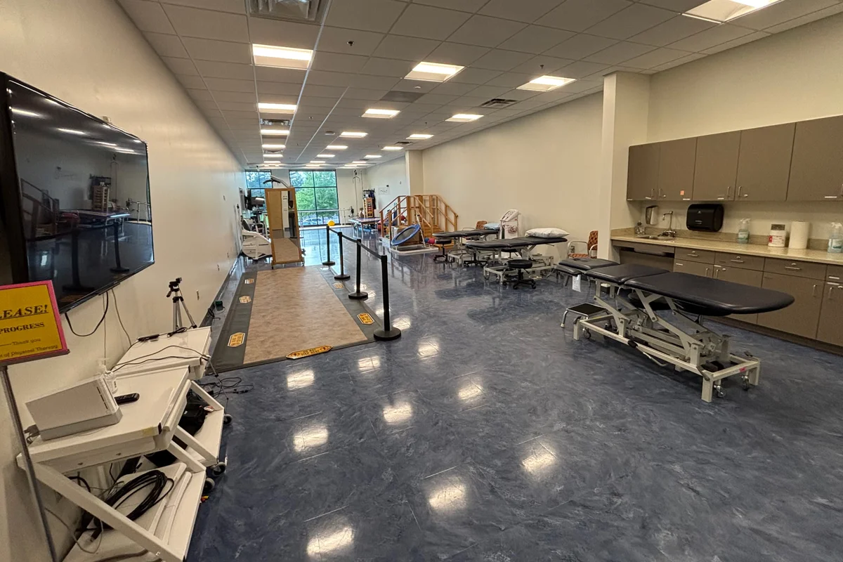 Wide shot of PCOM Georgia's DPT Education Center's Neuromusculoskeletal and Cardiopulmonary Lab