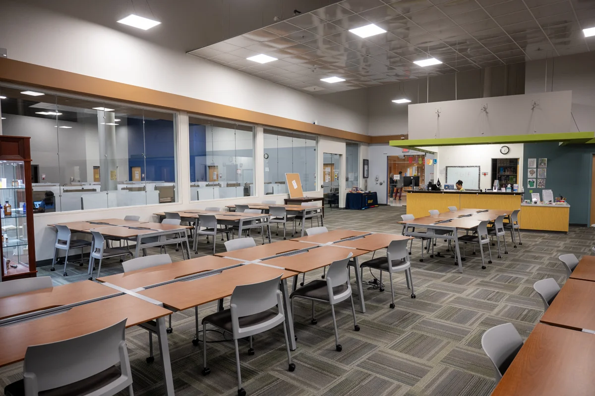 Wide view of PCOM Georgia's Information Commons and Library area