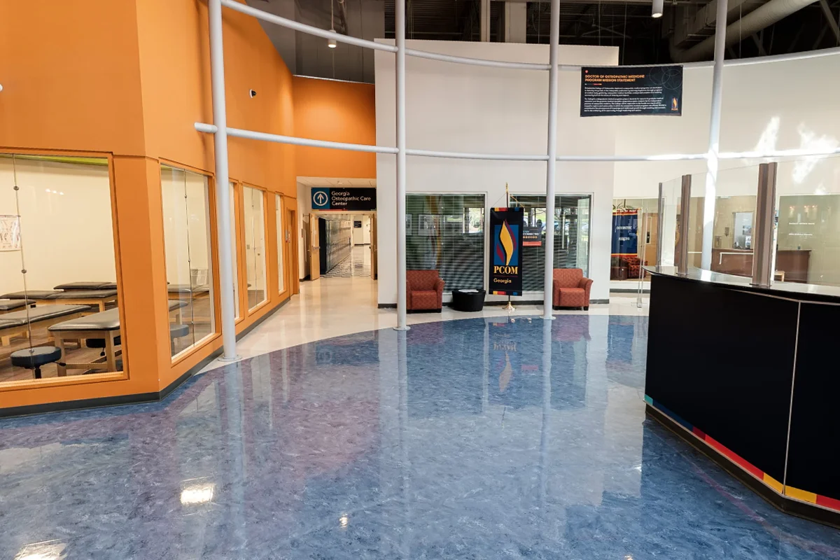 Rear of the front lobby looking toward the main hallway at PCOM Georgia's main campus building
