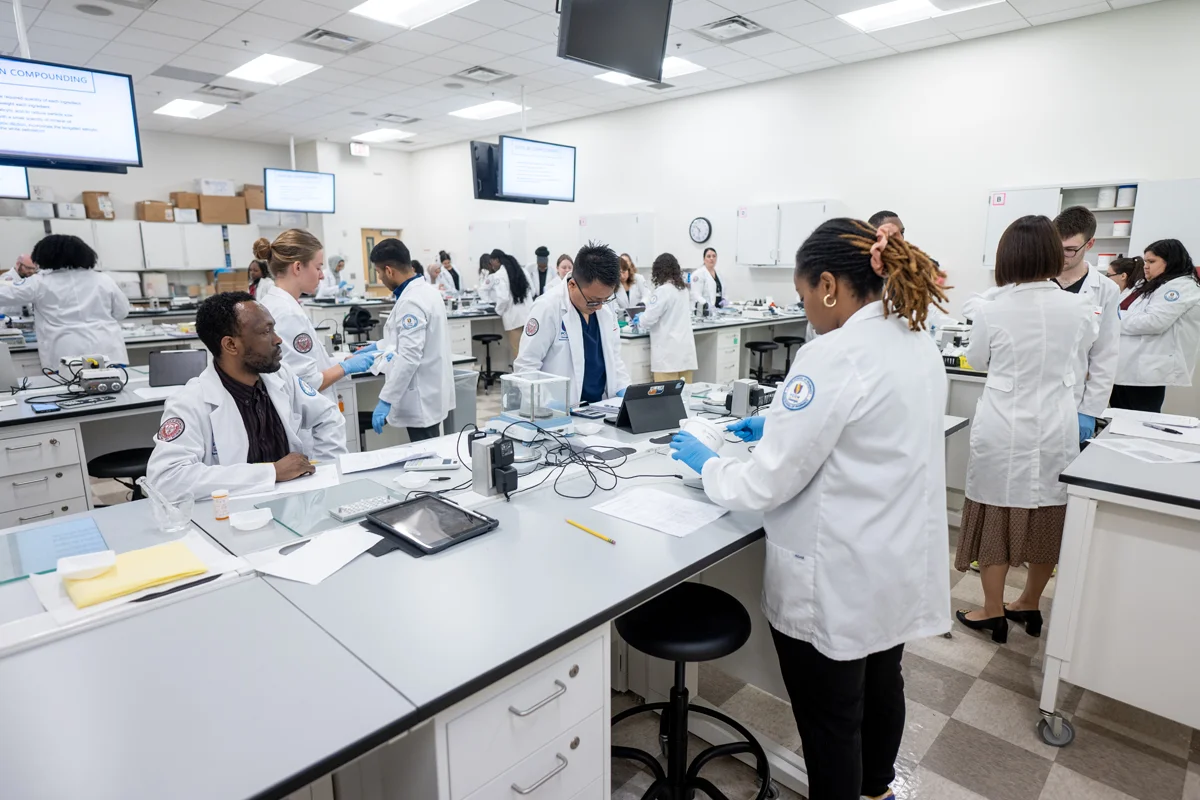 PharmD students working in a laboratory at PCOM Georgia