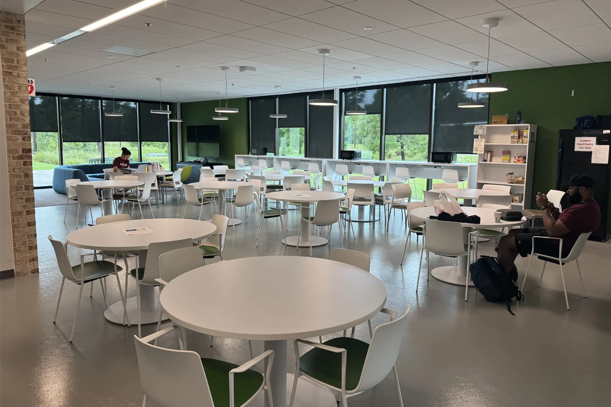 Wide view of the Student Dining Area at PCOM South Georgia