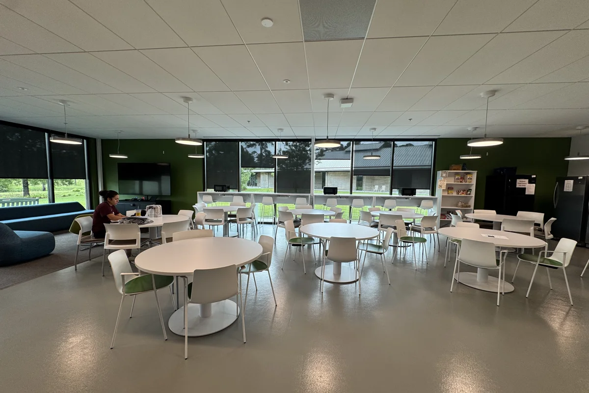 Wide view of the Student Dining Area at PCOM South Georgia