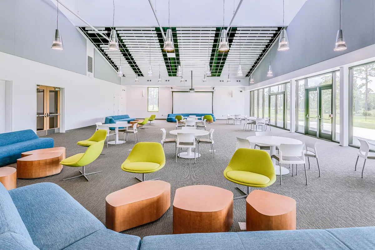 Another panning view of the SGB/DeLoache Multipurpose Room at PCOM South Georgia