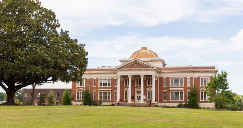 Main hall and grounds of Georgia Southwestern State University.