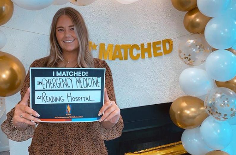 A PCOM medical student celebrates her match to Emergency Medicine at Reading Hospital for Match Day 2021.